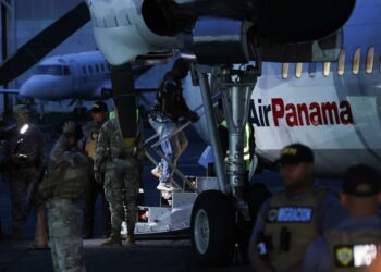 Panama starts returning migrants as part of US deal to deter border crossings