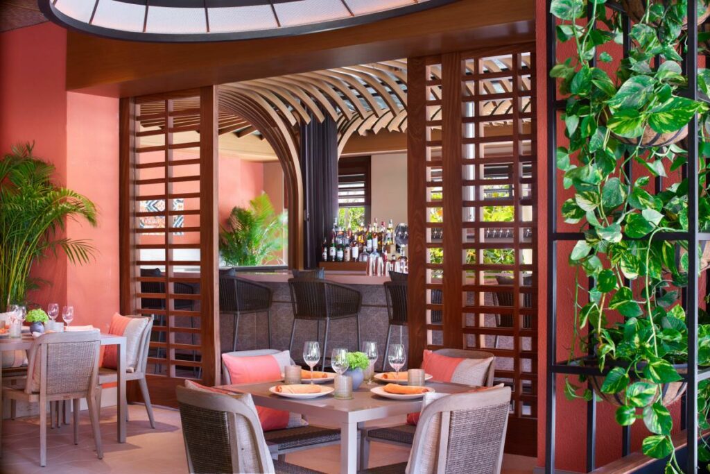 USA Today's readers vote Ritz-Carlton restaurant in Naples one of America's 10Best