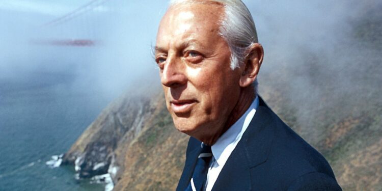 BBC Radio 4 - Letter from America by Alistair Cooke, Grenada press ban lifted