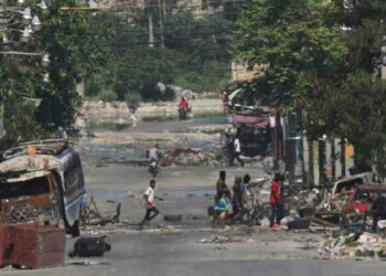 Haiti police bolster security around palace ahead of transition