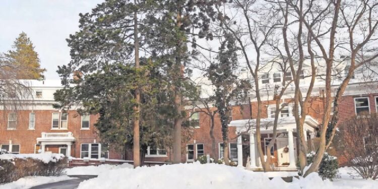 Shadowcliff's Peace Room-The Story of the Fellowship of Reconciliation