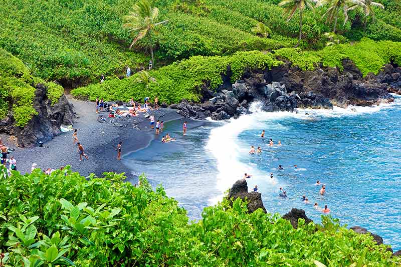 Waianapanapa Beach black sand