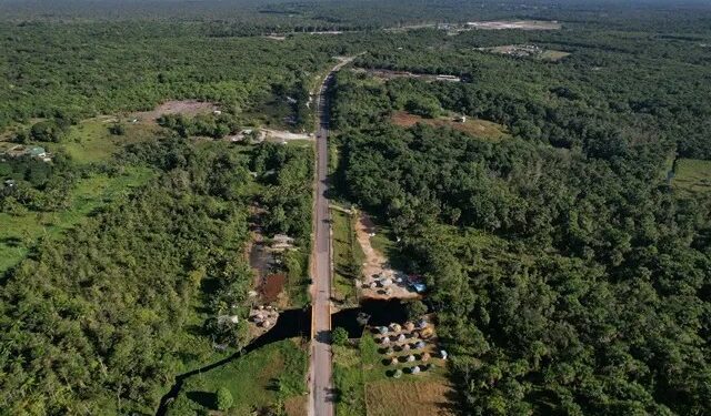 Reconstruction of Linden-Soesdyke Highway: TT/Guyana JV awarded contract; 300 locals to be employed 