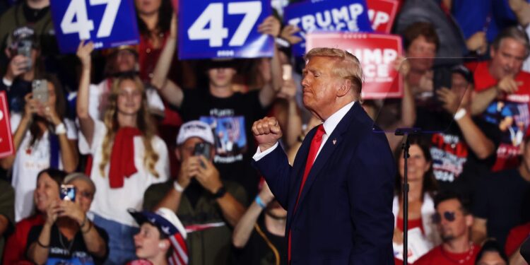 Donald Trump coming to Arizona for Glendale rally, border visit