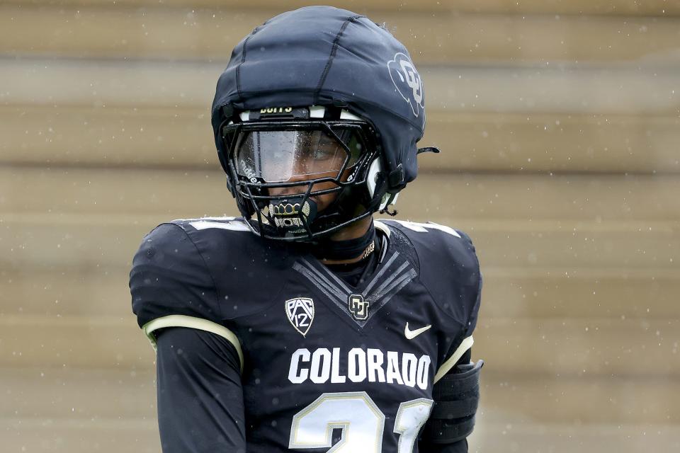 BOULDER, COLORADO - APRIL 27: Shilo Sanders #21 of the Colorado Buffaloes warms-up prior to their spring game at Folsom Field on April 27, 2024 in Boulder, Colorado. (Photo by Matthew Stockman/Getty Images)