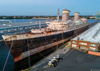 Underwater Fate Drawing Closer for America's Old Ocean Liner