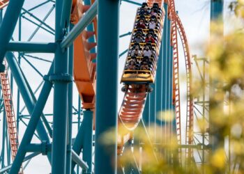 Six Flags is introducing a new pass to all of its California parks