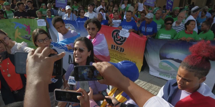 Abortion divide stalls penal code reform in Dominican Republic