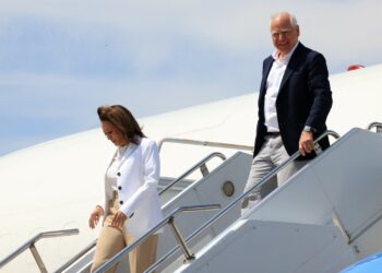 After ‘whirlwind’ week, Walz schedules 6 more appearances across America - InForum