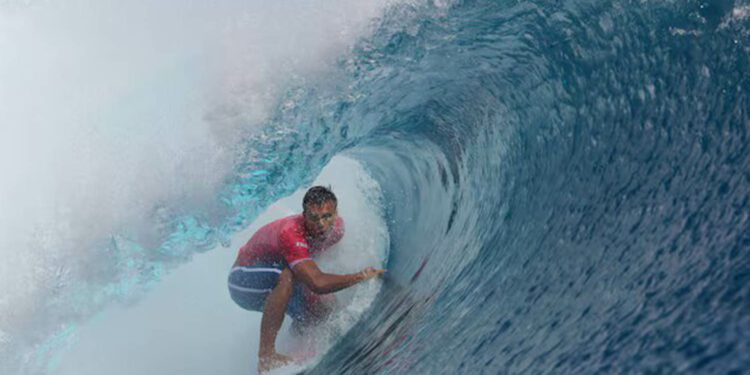 America continues to lead the tally with 21 gold 30 silver and 28 bronze