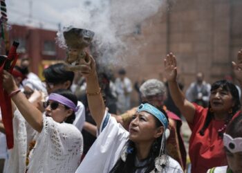 An offering, a fire, a prayer. How a Mexico City community celebrates its pre-Hispanic origins