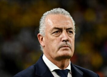 Argentine Alfaro resigns as Costa Rica coach