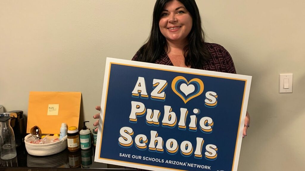 BBC World Service - The Documentary Podcast, Assignment: Rejecting Public Education in Arizona