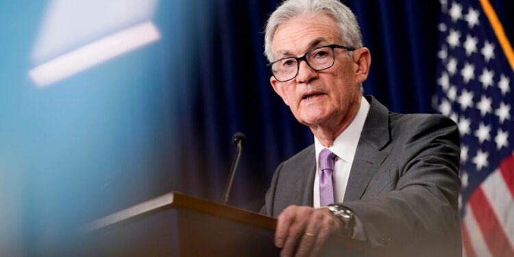 Bonos de América Latina repuntan con ayuda de la Reserva Federal