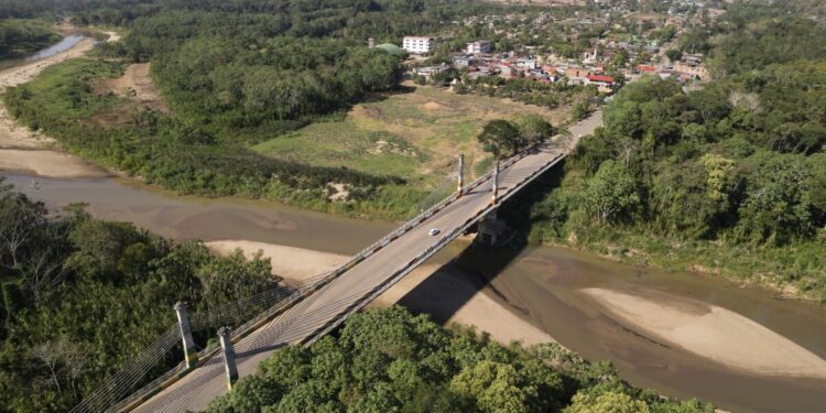 Brazil will restrict entry to some Asian nationals, aiming to curb migration