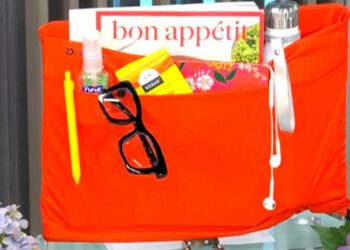 CBS Mornings Deals: Save up to 30% on an inflight organizer