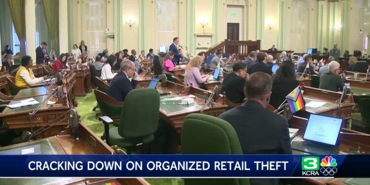 California lawmakers send Newsom organized retail theft bills