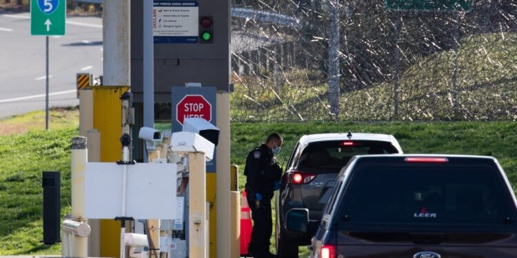 Canada-U.S. border: Homeland Security tightens asylum rules