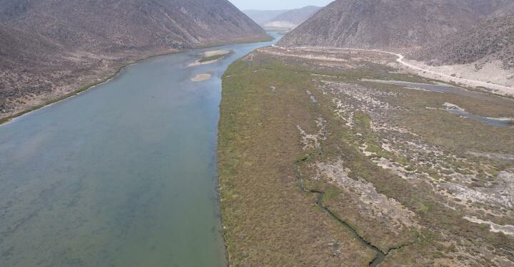 Chile pushes ahead with 'emergency' desal plant for drought-stricken region