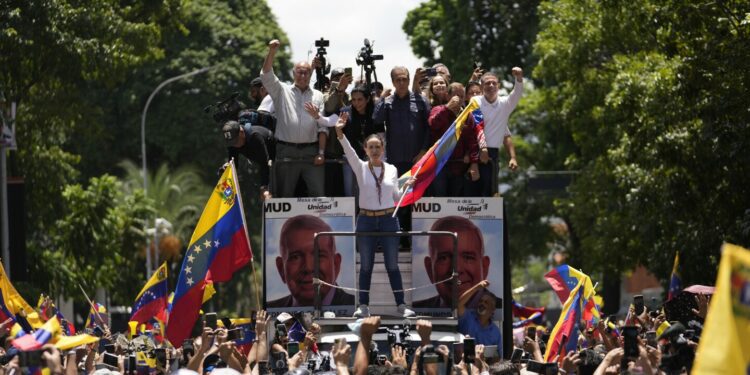 Criminal probe announced against opposition leaders in Venezuela election