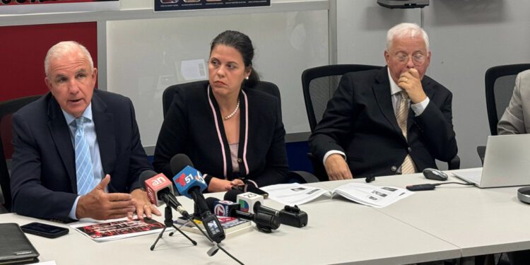 Cuban-American Congressman Vows to Identify and Deport Cuban Regime Enforcers Living in the U.S.