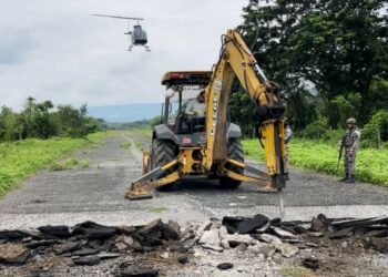 Destruyeron 30 narcopistas en Ecuador