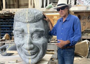 Dinosaur Kingdom: A must-see destination of Roadside America