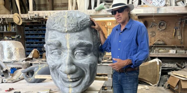 Dinosaur Kingdom: A must-see destination of Roadside America