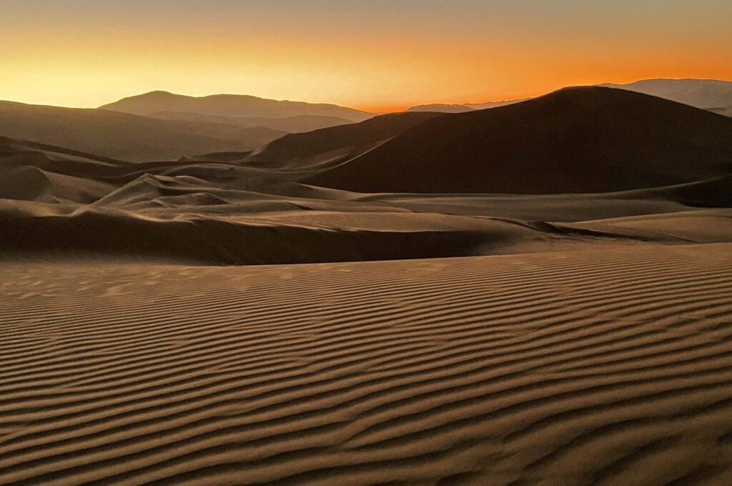 Endless sands: Stunning crescent dunes of Chile's Atacama Desert