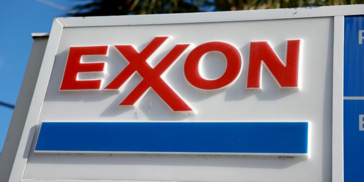 ExxonMobil Beats EPS, Guyana Production Soars