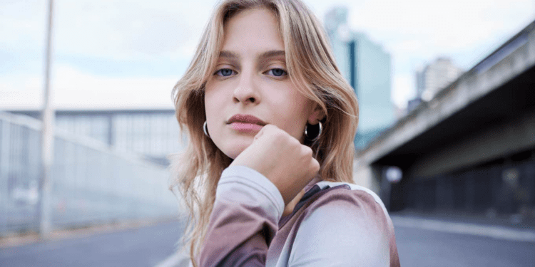 Gen Z Russian Tired Of Complaints About America