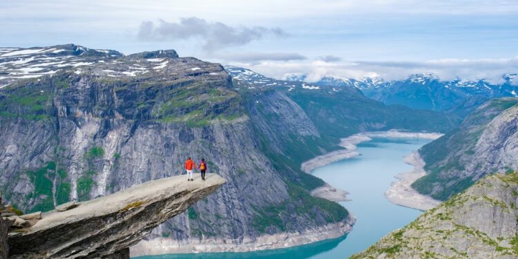 Greenland Megatsunami Made a Fjord’s Waters Slosh For A Week