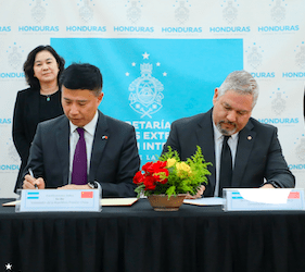 Honduras and China sign agreement on constructing and equipping schools