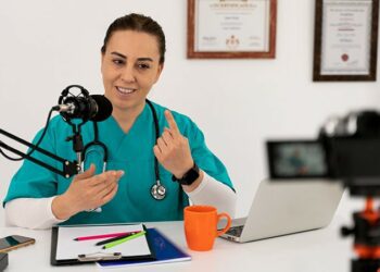 How Some Med Students Become Influencers