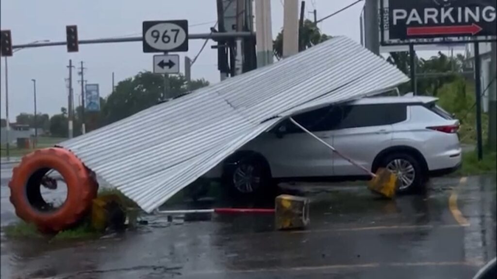 Hurricane Ernesto barrels toward Bermuda as wealthy British territory prepares for the storm