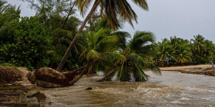 Hurricane Ernesto’s heavy rain hits Puerto Rico