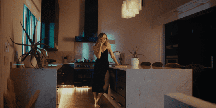 Jessie Andrews Erotic Thriller 'Love Bomb' Gets US Distribution Deal