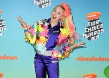 JoJo Siwa Net Worth (Money & Salary)