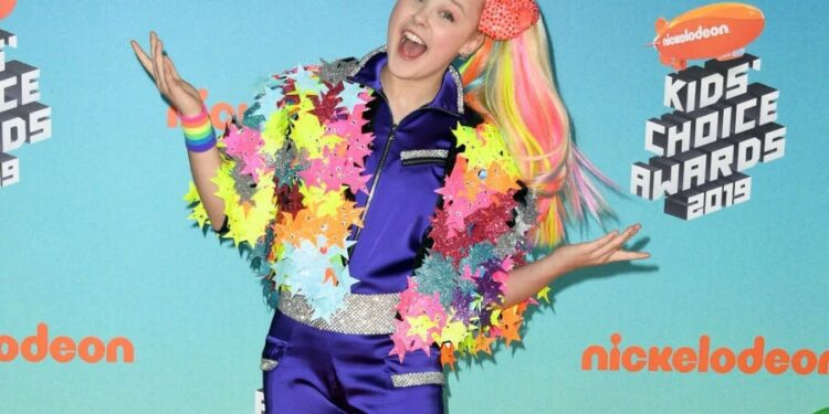 JoJo Siwa Net Worth (Money & Salary)