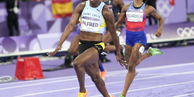 Julien Alfred stuns Sha'Carri Richardson in 100m to win St. Lucia's 1st Olympic gold