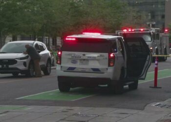 Juvenile arrested after 3 people injured in shooting near downtown Denver's 16th Street Mall