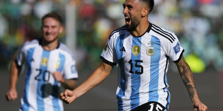 Juventus signs Argentina’s Gonzalez from Fiorentina