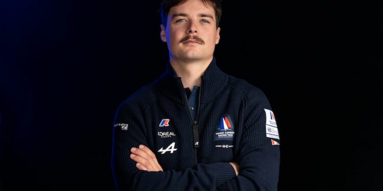 Le Guadeloupéen Enzo Balanger au départ de la 3e édition de la Youth America’s Cup