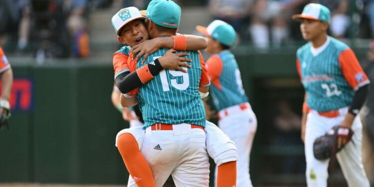 Little League World Series: Florida, Venezuela advance