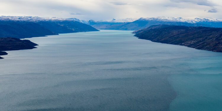 Long-lost ‘failed’ continent hidden under 6,500ft-deep sea between US and Europe – experts find why doomed land vanished