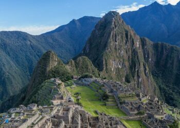 A map of South America. The Equator and Tropic of Capricorn pass through it. The Andes mountains and Amazon rainforest are also on the continent.