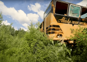 Massive Overland Train Left To Rot In Alaska Protected America From Russki Attack During The Cold War