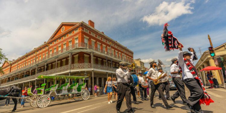 New Orleans Hotels Offer Commissionable Cruise Packages