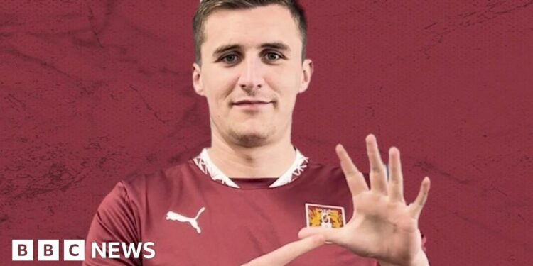Northampton Town FC to post gifs in sign language when they score