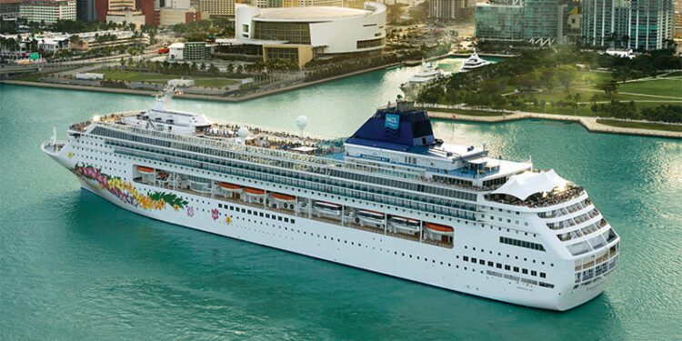 Norwegian Sky in Miami
